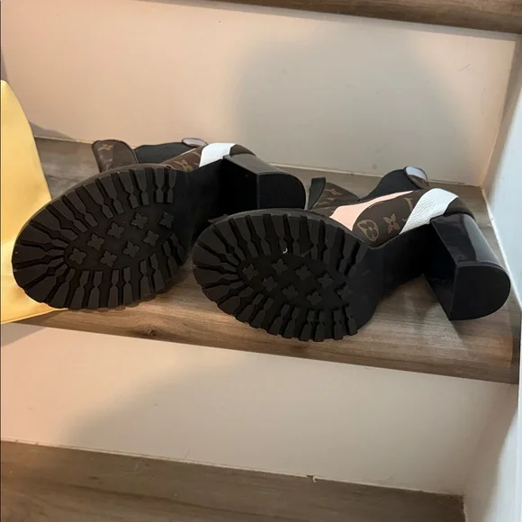 Louis Vuitton Monogram Pink, Cream & Black Block Heel Chelsea Boots - Picture 3 of 5